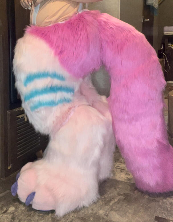 Digi Legs with Feet Paws and XXL Tail